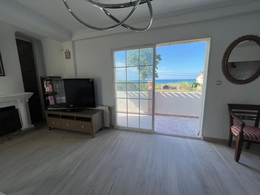 הוילה Chalet Denia Playa Primera Linea מראה חיצוני תמונה