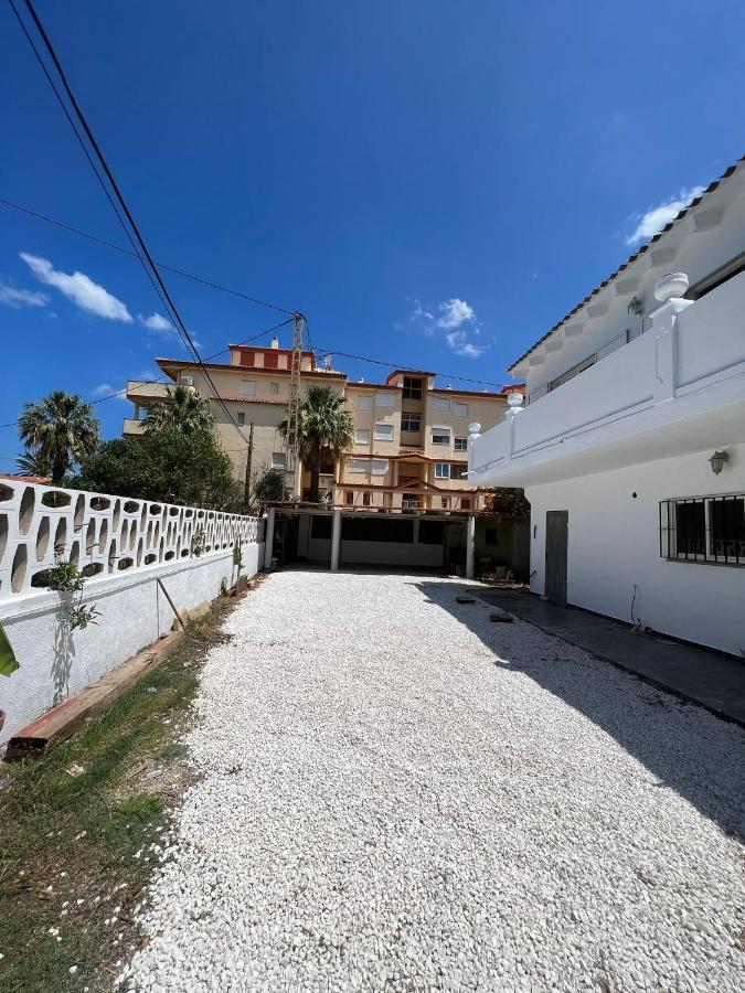 הוילה Chalet Denia Playa Primera Linea מראה חיצוני תמונה