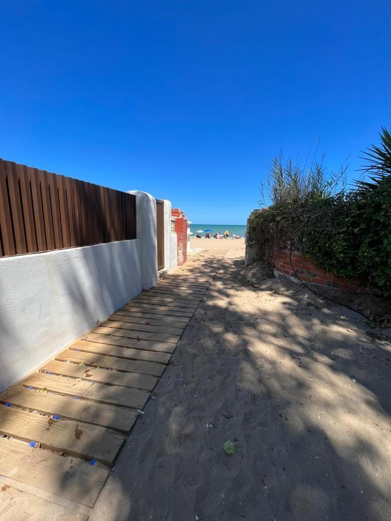 הוילה Chalet Denia Playa Primera Linea מראה חיצוני תמונה